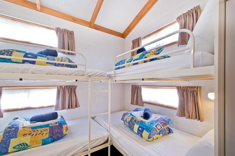 Warragul Gardens Holiday Park Δωμάτιο φωτογραφία